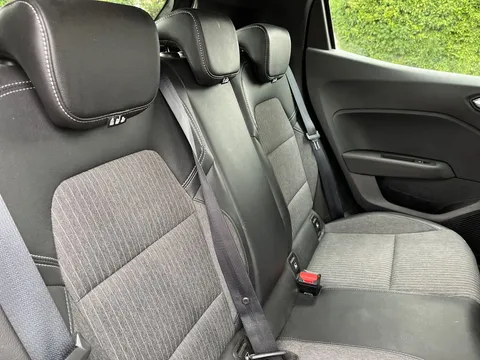 HY72FVG Renault Clio 1.0 TCe 90 SE Edition 5dr Thumbnail #9