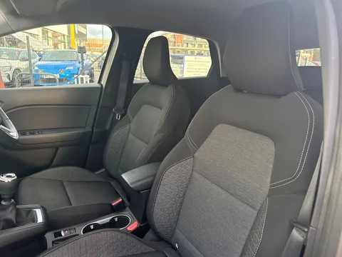 BV23WMC Renault Captur 1.0 TCE 90 Evolution 5dr Thumbnail #13