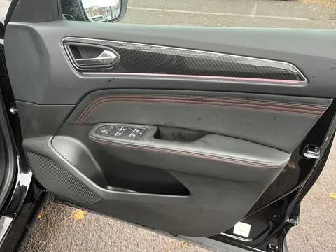 BG22KWT Renault ARKANA 1.6 E-TECH Hybrid 145 R.S. Line 5dr Auto Thumbnail #21