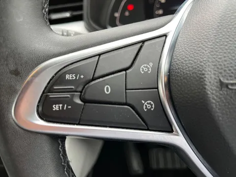 HY72FVG Renault Clio 1.0 TCe 90 SE Edition 5dr Thumbnail #22