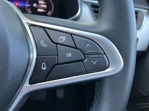 BN74RWW Renault ARKANA 1.6 E-Tech FHEV 145 Techno 5dr Auto Thumbnail #23