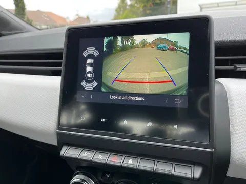 HY72FVG Renault Clio 1.0 TCe 90 SE Edition 5dr Thumbnail #27