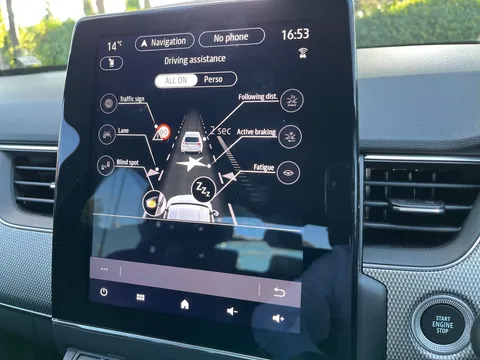 BN74RWW Renault ARKANA 1.6 E-Tech FHEV 145 Techno 5dr Auto Thumbnail #28