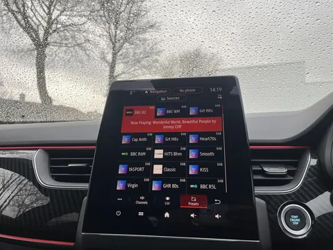 BG22KWT Renault ARKANA 1.6 E-TECH Hybrid 145 R.S. Line 5dr Auto Thumbnail #28