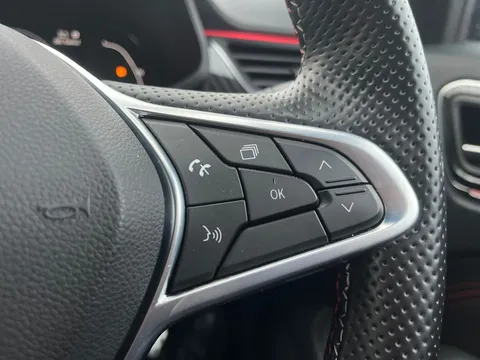 BG22KWT Renault ARKANA 1.6 E-TECH Hybrid 145 R.S. Line 5dr Auto Thumbnail #31