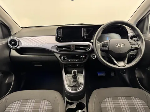 EA25YFE Hyundai i10 1.2 [79] Premium 5dr Auto [Nav] Thumbnail #2