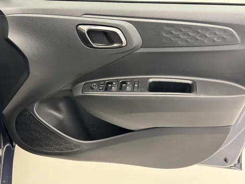 EA25YFE Hyundai i10 1.2 [79] Premium 5dr Auto [Nav] Thumbnail #15