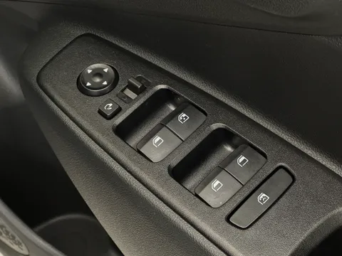 EA25YFE Hyundai i10 1.2 [79] Premium 5dr Auto [Nav] Thumbnail #16