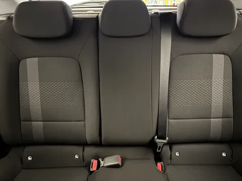 DX75XFO Hyundai i20 1.0T GDi Premium 5dr Thumbnail #16