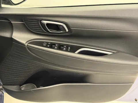 DX75XFO Hyundai i20 1.0T GDi Premium 5dr Thumbnail #17