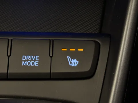 DX75XFO Hyundai i20 1.0T GDi Premium 5dr Thumbnail #25