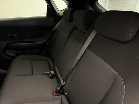 DY75SLU Hyundai Kona 1.6 Hybrid 129 N Line 5dr DCT Thumbnail #16