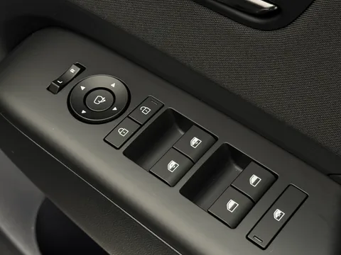 DY75SLU Hyundai Kona 1.6 Hybrid 129 N Line 5dr DCT Thumbnail #23