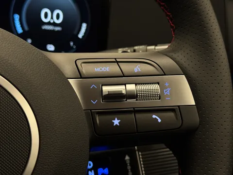 DY75SLU Hyundai Kona 1.6 Hybrid 129 N Line 5dr DCT Thumbnail #26