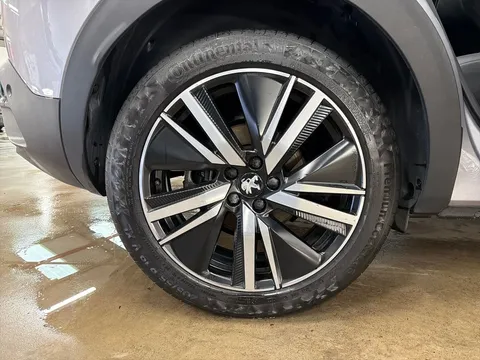 GM70ZDS Peugeot 3008 1.2 PureTech GT Premium 5dr EAT8 Thumbnail #5