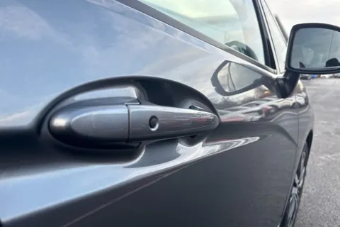 14 of 23 for Honda Jazz 1.3 i-VTEC EX 5dr CVT