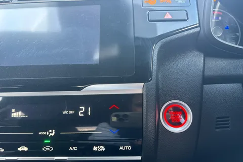 15 of 23 for Honda Jazz 1.3 i-VTEC EX 5dr CVT