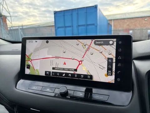 GY72RKZ Nissan Qashqai 1.3 DiG-T MH N-Connecta [Glass Roof] 5dr Thumbnail #14