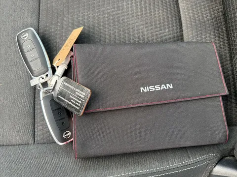 GY72RKZ Nissan Qashqai 1.3 DiG-T MH N-Connecta [Glass Roof] 5dr Thumbnail #21