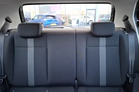 MD18TXO Volkswagen Up 1.0 High Up 5dr Thumbnail #11