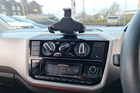 MD18TXO Volkswagen Up 1.0 High Up 5dr Thumbnail #14