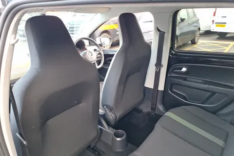 MD18TXO Volkswagen Up 1.0 High Up 5dr Thumbnail #23