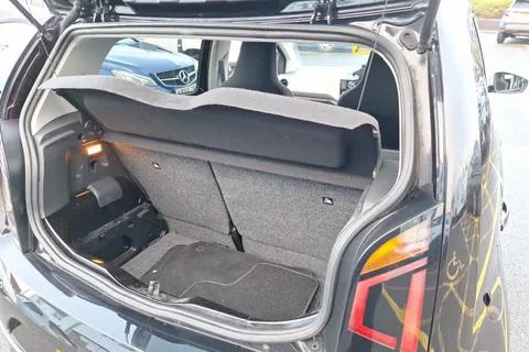 MD18TXO Volkswagen Up 1.0 High Up 5dr Thumbnail #30