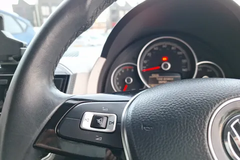 MD18TXO Volkswagen Up 1.0 High Up 5dr Thumbnail #40