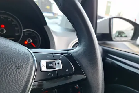 MD18TXO Volkswagen Up 1.0 High Up 5dr Thumbnail #41