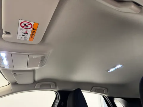 DY74MXJ Mazda Cx-30 2.0 e-Skyactiv X MHEV Centre-Line 5dr Auto Thumbnail #17