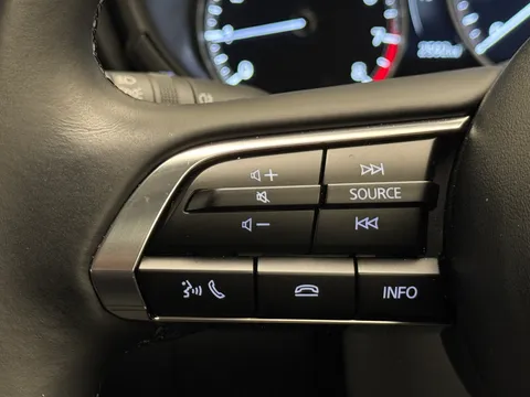 DY74MXJ Mazda Cx-30 2.0 e-Skyactiv X MHEV Centre-Line 5dr Auto Thumbnail #23