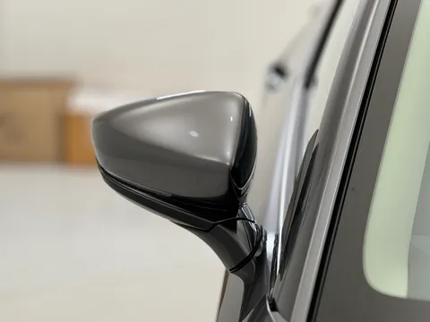 DY74MXJ Mazda Cx-30 2.0 e-Skyactiv X MHEV Centre-Line 5dr Auto Thumbnail #37