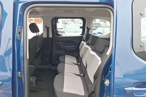 DU72LMO Citroën Berlingo 1.2 PureTech Feel M 5dr Thumbnail #10