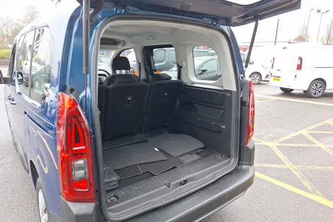 DU72LMO Citroën Berlingo 1.2 PureTech Feel M 5dr Thumbnail #22