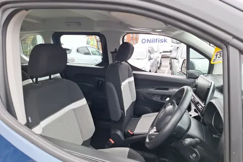 DU72LMO Citroën Berlingo 1.2 PureTech Feel M 5dr Thumbnail #40