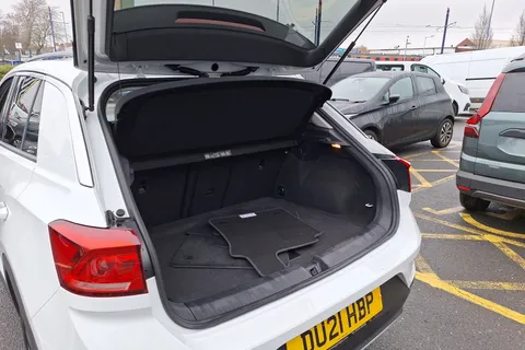 DU21HBP Volkswagen T-Roc 1.5 TSI EVO United 5dr DSG Thumbnail #19