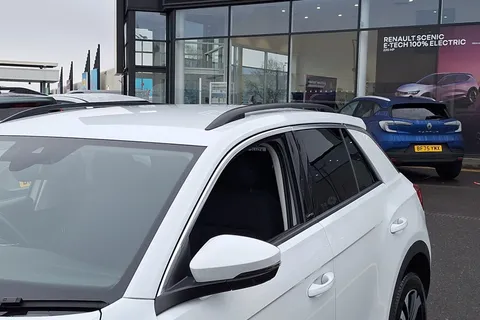 DU21HBP Volkswagen T-Roc 1.5 TSI EVO United 5dr DSG Thumbnail #28