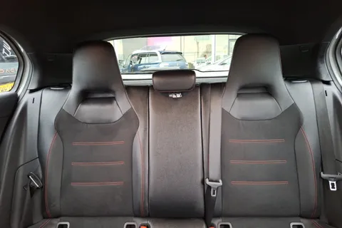 DX21RVZ Mercedes-Benz A-Class A180 AMG Line Executive 5dr Auto Thumbnail #11