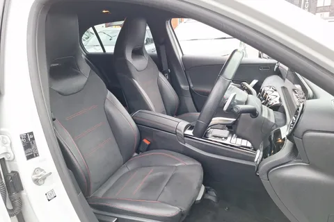 DX21RVZ Mercedes-Benz A-Class A180 AMG Line Executive 5dr Auto Thumbnail #31