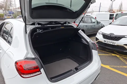 DX21RVZ Mercedes-Benz A-Class A180 AMG Line Executive 5dr Auto Thumbnail #19