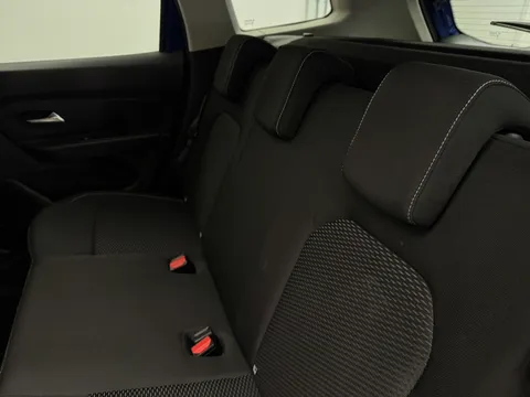 DY70GRU Dacia Duster 1.3 TCe 130 Comfort 5dr Thumbnail #10