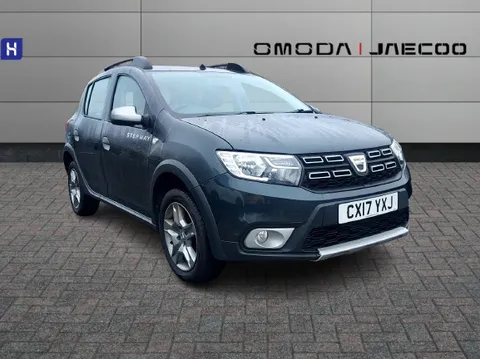 CX17YXJ Dacia Sandero Stepway 1.5 dCi Laureate 5dr Thumbnail #1