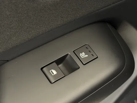 DU75YTJ Hyundai Kona 1.6 Hybrid 129 N Line 5dr DCT Thumbnail #14