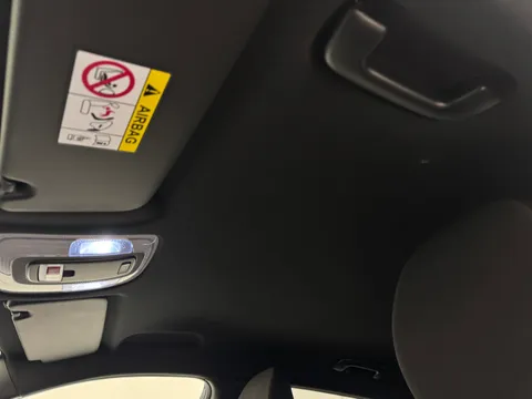 DU75YTJ Hyundai Kona 1.6 Hybrid 129 N Line 5dr DCT Thumbnail #17