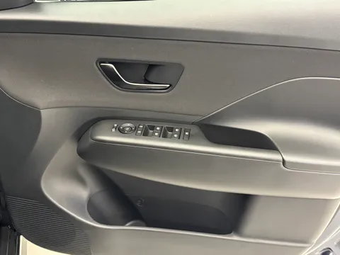 DU75YTJ Hyundai Kona 1.6 Hybrid 129 N Line 5dr DCT Thumbnail #19