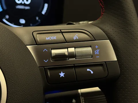 DU75YTJ Hyundai Kona 1.6 Hybrid 129 N Line 5dr DCT Thumbnail #23