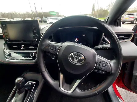 FG70GVD Toyota Corolla 2.0 VVT-i Hybrid Excel 5dr CVT Thumbnail #10