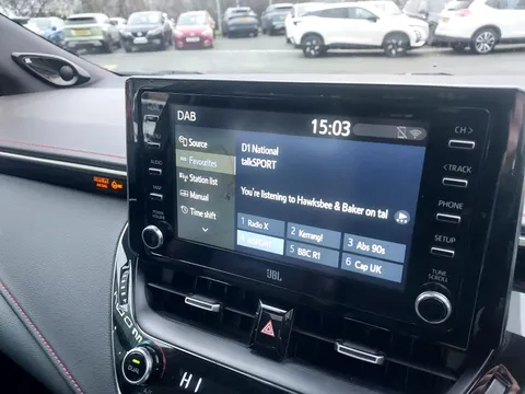 FG70GVD Toyota Corolla 2.0 VVT-i Hybrid Excel 5dr CVT Thumbnail #34