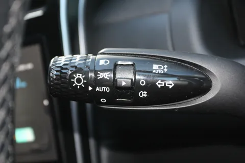 DG72MVJ Hyundai Tucson 1.6 TGDi Hybrid 230 Premium 5dr 2WD Auto Thumbnail #20