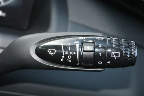 DG72MVJ Hyundai Tucson 1.6 TGDi Hybrid 230 Premium 5dr 2WD Auto Thumbnail #21